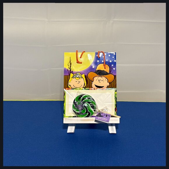 Licensed Peanuts Skeleton Snoopy Hooded Throw Blanket, & Trick or Treat Bag - Picture 6 of 8